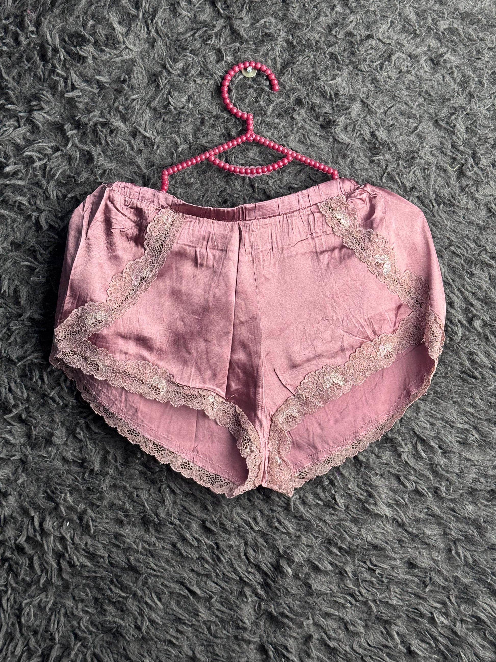 Alice in Wonderland Print Lounge Shorts