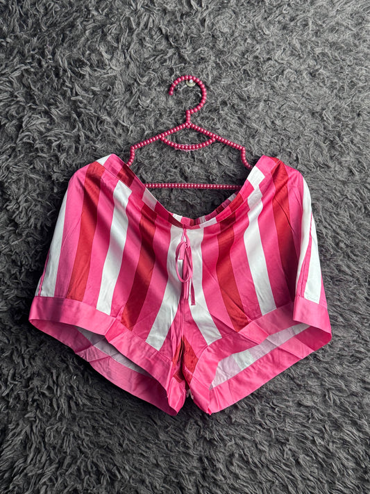 White Cocktail Glass Print Lounge Shorts
