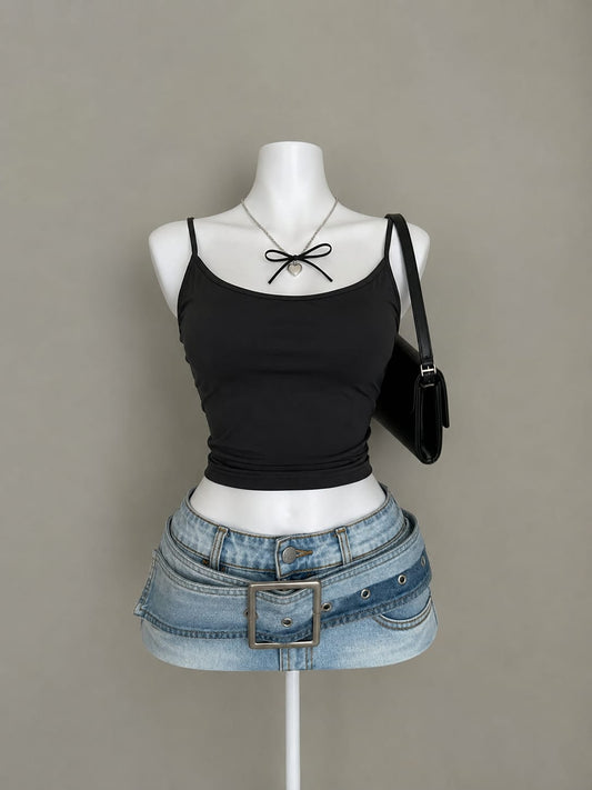 Black Fitted Spaghetti Strap Crop Cami Top