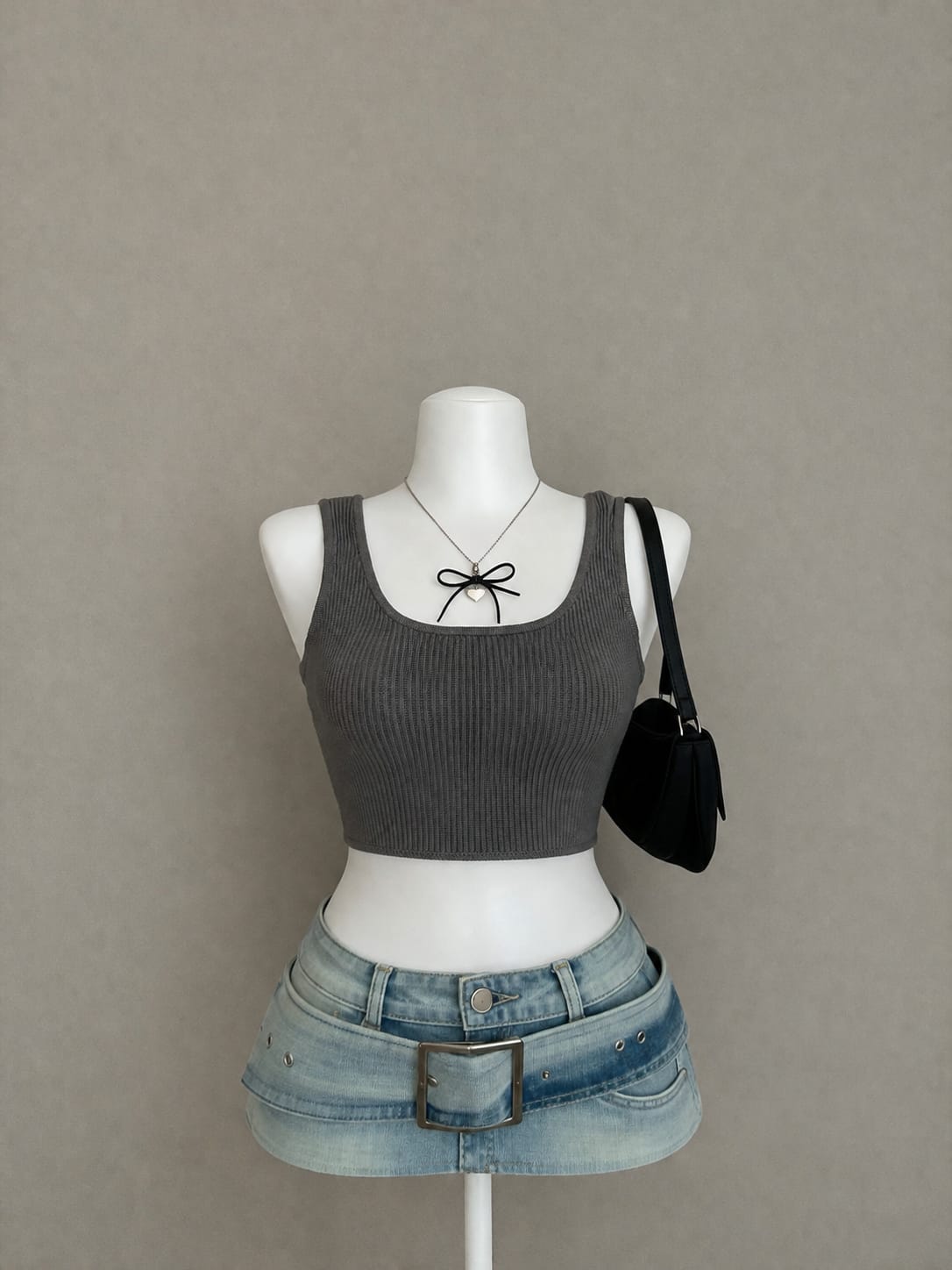 Charcoal Grey Ribbed Tank Crop Top – Scoop Neck Fitted