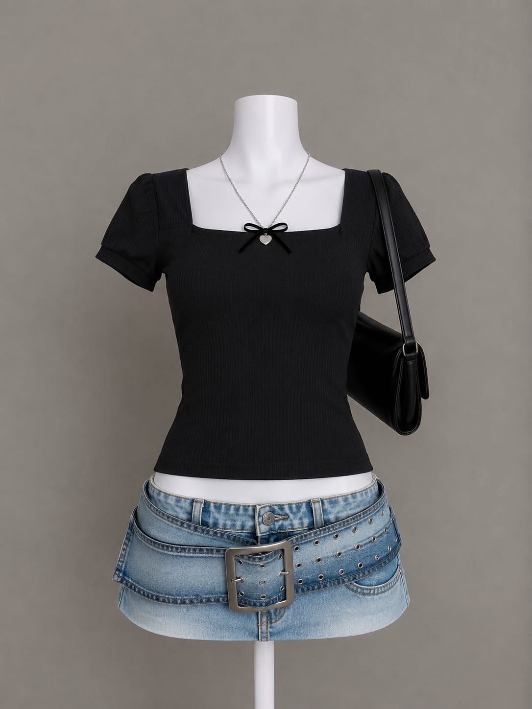 Black square neck short sleeve top
